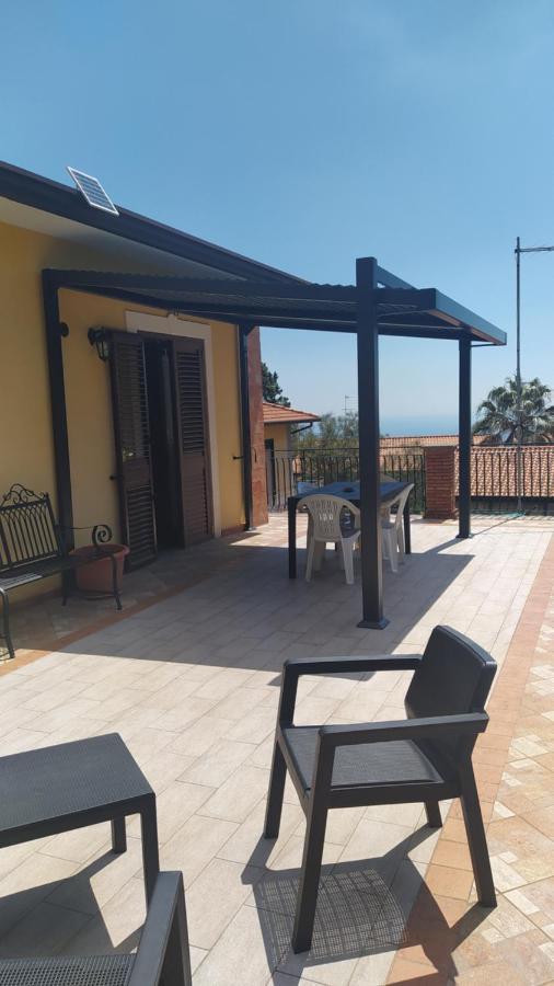 Villa La Terra Patrizia Nicolosi Exterior foto
